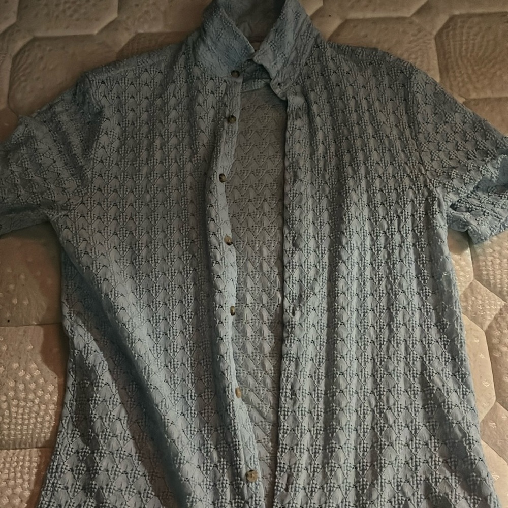 Men’s top man dress shirt size medium good condition